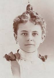 I always enjoy finding photos of Mabel.I found this photo of Mabel and her  father