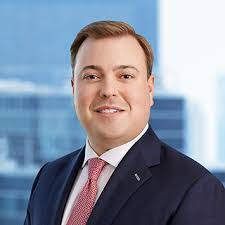 Darren Benton's Instagram, Twitter & Facebook