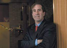 Securities regulators ignored evidence in the case, the wall street journal reported ontuesday. Chasing Madoff