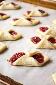 You need a total of 45 minutes to make the dough, shape it and fill the cookies, and 1 hour to chill the dough. Raspberry Bow Tie Cookies Recipe Jam Cookies Raspberry Cookies Perfect Cookie