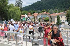 Merci de préciser une localité. Faucheurs Volontaires Avant Le Proces Ils Sont Passes Au Rayon Boucherie D Intermarche A Pamiers La Gazette Ariegeoise