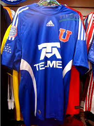 Shorts y medias a tono con la camiseta completan el uniforme. Camiseta U De Chile 2010 Tifossi Futbol Merchandising ÙÙŠØ³Ø¨ÙˆÙƒ