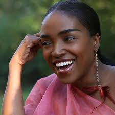 Listen to Emeline Michel