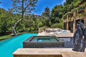 Jennifer Lopez Buys 28m Mansion With A Private Beach French Country Estate Bel Air Mansion Luxury Homes Dream Houses