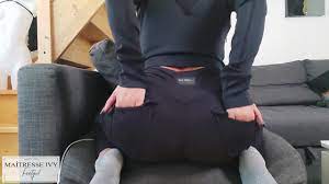 271 - JOI En Leggings à Ton Avis Je Porte Quelques Choses En Dessous ? -  Pornhub.com
