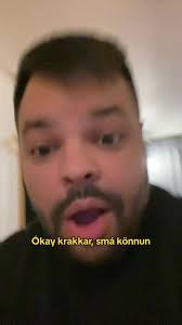 1 eða 2 vikur? Hvor er rétt? Ég segi bara 1 og það er rökstuðining í  myndandinu 🙃 #dfyrirduglegur #íslenska #menntaskóliborgarfjarðar #jólafrí  #stærðfræði #tímaskynjun #joke #djók #fyp