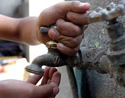 Resultado de imagen para tiene 7 dÃ­as sin agua.