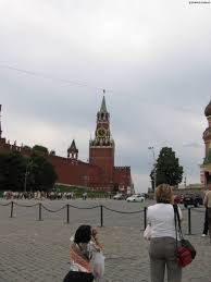 Însă, să presupunem că moscova ar fi căzut şi istoria ar fi fost altfel. Nestematele Moscovei Impresii DescoperÄ Moscova Moscova Amfostacolo