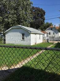 Milwaukeerents is family owned and operated. 4 Bedroom Single Family Home House For Rent In Milwaukee Wi Apartments Com