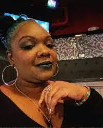 Christina Larimore's Instagram, Twitter & Facebook