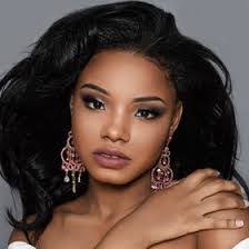 Breanna Bush's Instagram, Twitter & Facebook