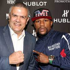 Действительно, почему бы и не побаловать себя часами от jacob & co.? Chasy Flojda Mejvezera Internet Magazin Kopij Chasov Imidzh