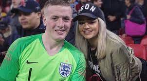 Goalkeeper for @everton and @england. Evro 2020 Pikford Sobiraetsya Ustroit Svadbu S Blondinkoj V Mae Foto Telekanal Futbol