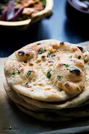 No Yeast Whole Wheat Garlic Naan Binjal S Veg Kitchen Recipe Indian Food Recipes Garlic Naan Food