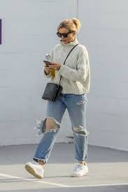 Cameron diaz jokes she has to 'live to be 107' after having a baby in the 'second half of my life'. Cameron Diaz Out In Santa Monica 01 31 2020 Celebmafia
