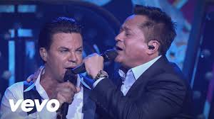 Não mais ouvirás amanhã sei que esta canção você ouvira num rádio a tocar lembrará que o seu orgulho já me fez chorar por. Pin Em 1001 Musica E Danca