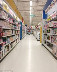 Check spelling or type a new query. Shoppers Reminisce As Toys R Us Stores Across Uk Close Their Doors Daily Mail Online