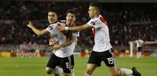 Milton casco, robert rojas o santiago sosa, paulo díaz, fabrizio angileri; River Vence Independiente E Avanca Para Enfrentar Gremio Na Libertadores 02 10 2018 Uol Esporte