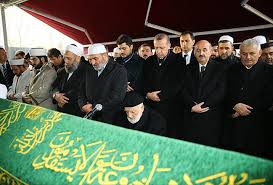 Yekta saraç ile ilgili haber, galeri ve video içerikleri Prof Dr Ozturk Son Yolculuguna Ugurlandi