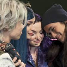 Carlos de despide de mal y evie 😓❤❤