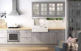 Spills and grease are easy to wipe clean and the worktop keeps its beauty over time. Pin By Philip Diflorio On Future Home Kitchen Design Grey Kitchen Cabinets Light Grey Kitchen Cabinets