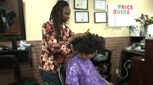 We are african hair braiding salon, located in davenport, close to east moline in the quads city. Long Island Braiding Salon Offers Customers Authentic African Hair Styles For More Than 20 Years 6abc Philadelphia