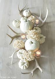 See more of antler decor on facebook. 28 Cool Ways To Use Antlers In Home Decor Shelterness