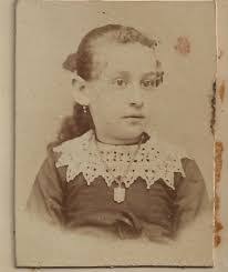 Fanny Goldsmith's Instagram, Twitter & Facebook