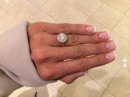 Pin By Jess On I Likes 14k Engagement Ring Halo Diamond Engagement Ring Wedding Rings Halo