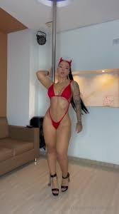 Watch online Jennifer Sanchez aka jenifersan10 OnlyFans - Tu diabla de  confianza on X-video