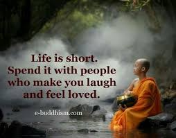 Choose To Be Around People Who Make You Feel Good Peace Joy And Love To You All Yoga Yogi Yogainspir Buddhistische Weisheiten Weisheiten Zitate