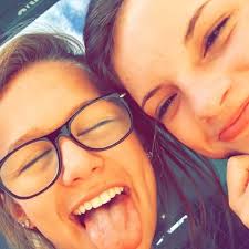 Emilee Decker (@emilee_deckerr)