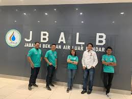 Warganegara malaysia yang sah yang bermastautin di negeri sarawak. Perjumpaan Dan Perbincangan Bersama Tn Ir Chang Kuet Shian Pengarah Jabatan Bekalan Air Luar Bandar Negeri Sarawak Myhumanitarian Persatuan Gerakan Kemanusiaan Malaysia