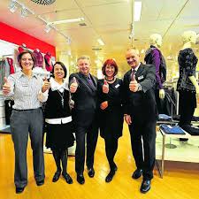 Bewertungen, ☎ kontakt, öffnungszeiten, leistungen. Kaufring Zieht Ins Hertie Haus Stadt Munchen