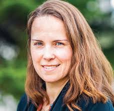 Tamara Harms's Instagram, Twitter & Facebook