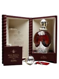 Whiskydrinks Cigars And Whiskey Whisky Drinks Whisky