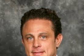 The perplexing case of Wells Fargo's non-wirehouse advisors: A blueprint  for Merrill, UBS and Morgan or a cheap lesson in what not to do