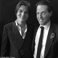 Liz had dropped damian off for the afternoon after arriving in london from. Damian Hurley Bonds With Uncle Hugh Grant At Premiere Daily Mail Online