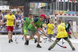 Enormní zájem o brněnský olympijský festival těší předsedu čov jiřího kejvala, který se sem přijel podívat v neděli. Tljrelqs4dzdum
