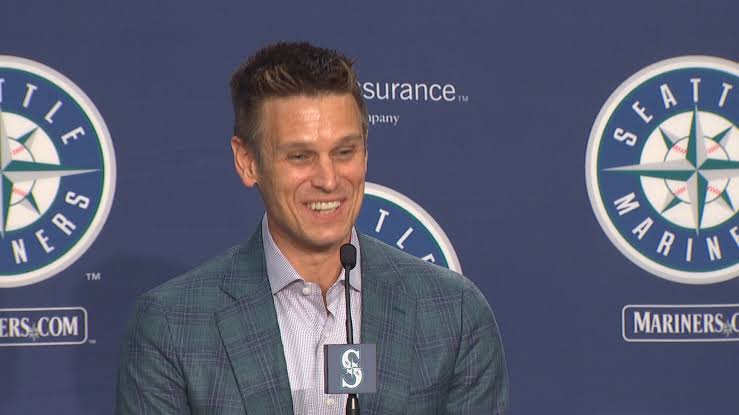 Mariners give GM Jerry Dipoto multiyear contract extension | king5.com