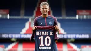 Je vend un maillot du psg extérieur saison 2014 2015 taille xl stock pro état neuf. Droits Tv Billetterie Avec Neymar Au Psg La Ligue 1 Se Frotte Les Mains L Express