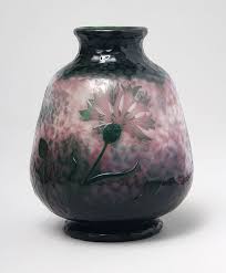 Chasenantiques Com French Glass Daum Nancy Carnation Vase Daum Nancy Art Deco Glass Daum
