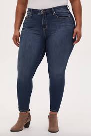 We recommend you to compare the measurements provided with your favorite / best fitting item. 22 Best Plus Size Jeans According To Real Women 2021 The Strategist