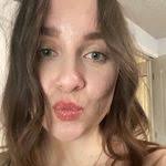 Ashley Menge's Instagram, Twitter & Facebook