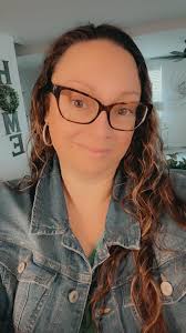 Enjoy your families this weekend. ❤️ Maple