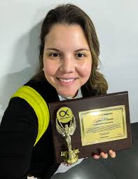 Pilu Meneses Echeverría 🟣🗣🟰