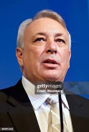 17 Woolworths Ltd Ceo Michael Luscombe Speaks Stock Photos, High-Res  Pictures, and Images