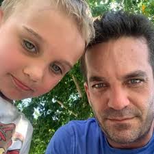 Bryan Zech (@Bzecher)