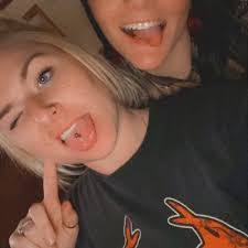 Amanda Hogsett's Instagram, Twitter & Facebook