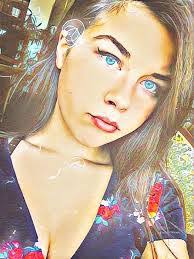 Haley Warden's Instagram, Twitter & Facebook